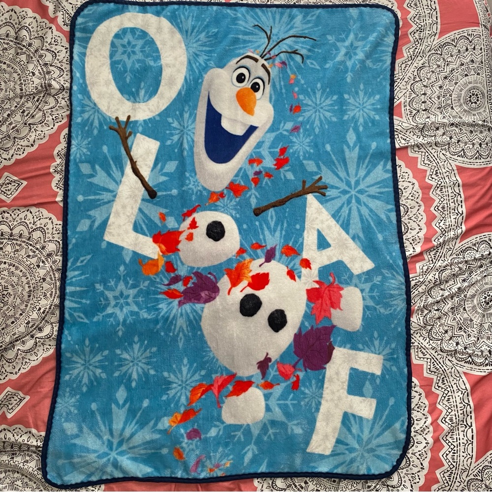 Olaf Frozen Blanket